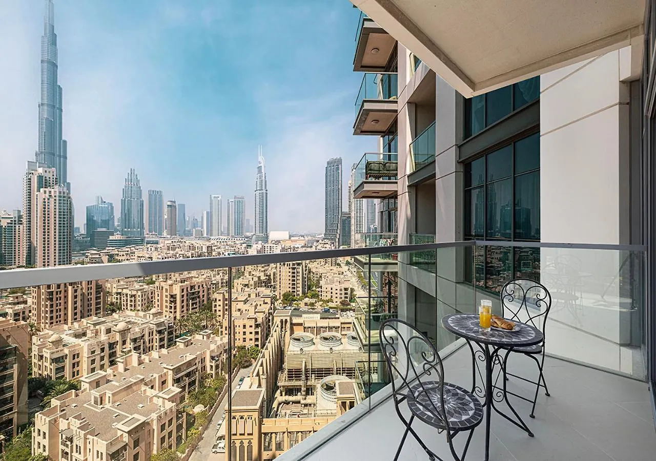 Apartment Full Burj Khalifa View - 9 Min Walk To Dubai Mall & Fountain - Luxury 1 Bedroom - Gym - Pool