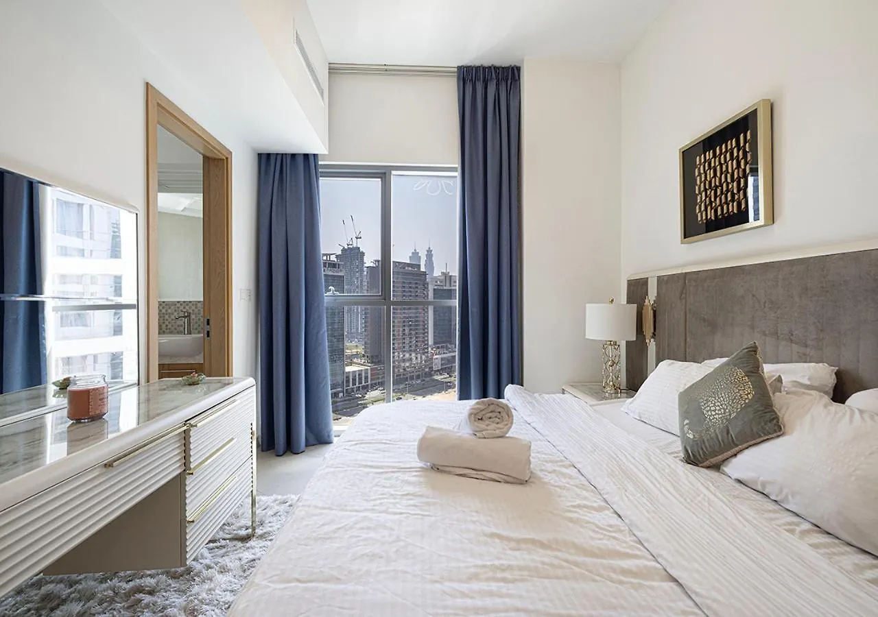 Full Burj Khalifa View - 9 Min Walk To Dubai Mall & Fountain - Luxury 1 Bedroom - Gym - Pool United Arab Emirates