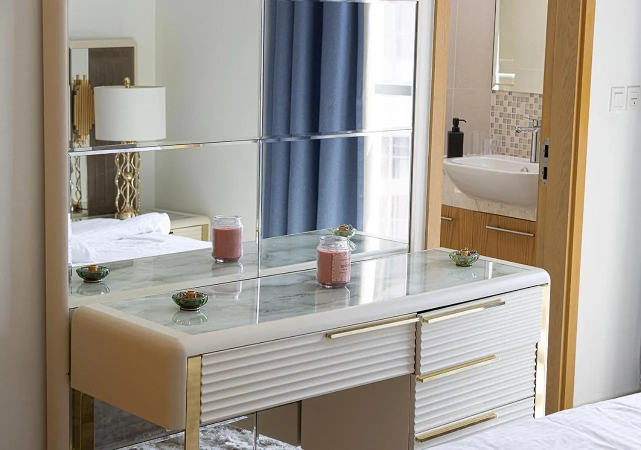 Full Burj Khalifa View - 9 Min Walk To Dubai Mall & Fountain - Luxury 1 Bedroom - Gym - Pool 0*,