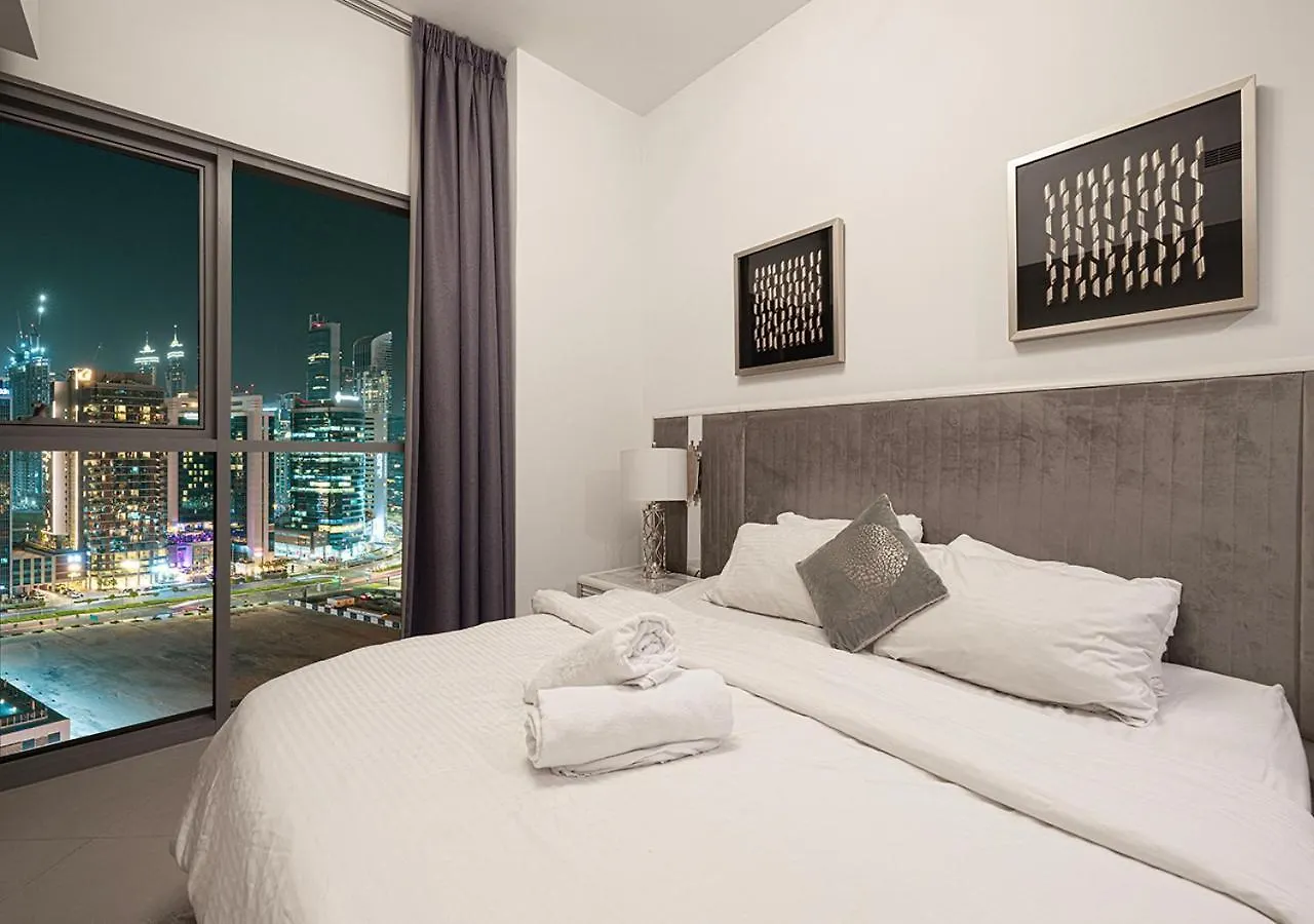 Full Burj Khalifa View - 9 Min Walk To Dubai Mall & Fountain - Luxury 1 Bedroom - Gym - Pool 0*,  United Arab Emirates